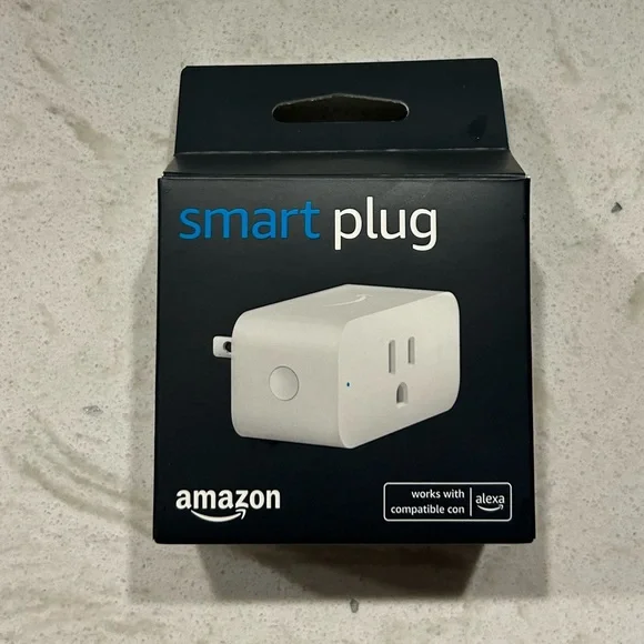 Amazon Alexa Smart Plug - Picture 1 of 6